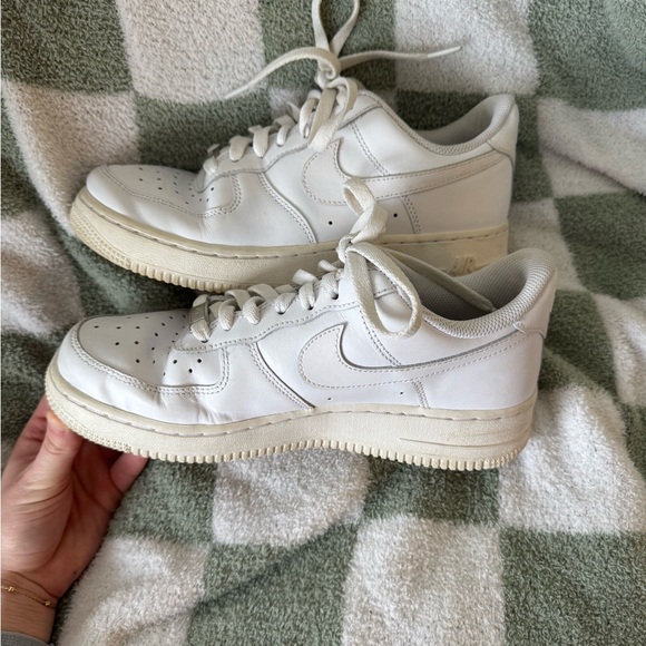 Shoes - Women’s Nike Air Force 1